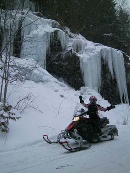 kelly-shires-2016-21