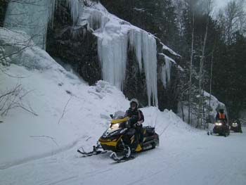 kelly-shires-2016-22